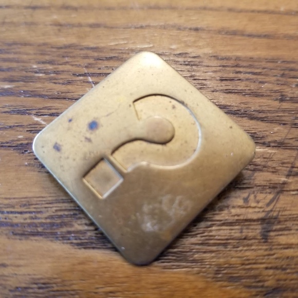 Vintage Brass and Bedazzled Brooches (Multiple Options) - Picture 14 of 16